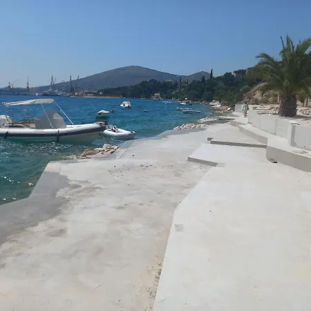 Apartment Antonio Trogir