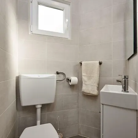 Antonio Apartment *