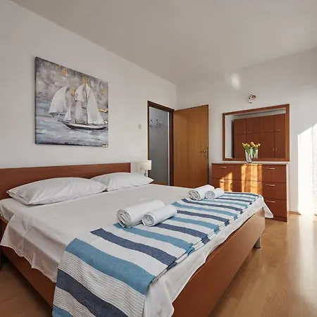 Antonio Apartment